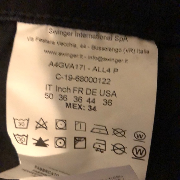 Versace - Picture 4 of 5